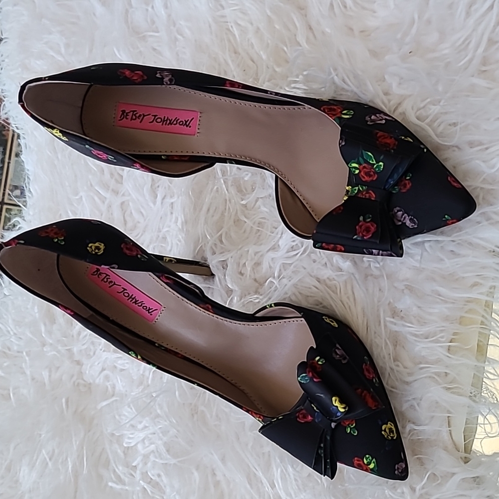 Nwot Betsey Johnson stilettos - Picture 8 of 9